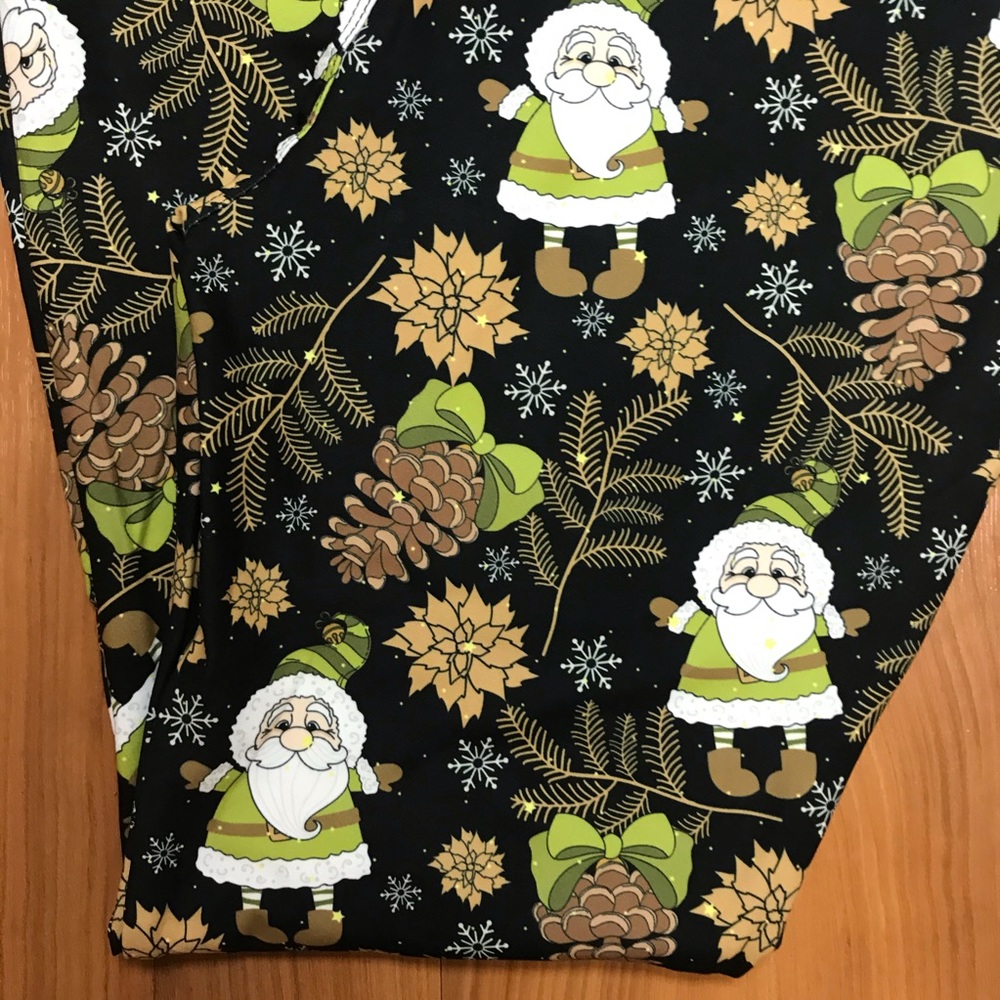 Host pick Christmas 🎄 Nature Santa Soft Leggings - Picture 4 of 6